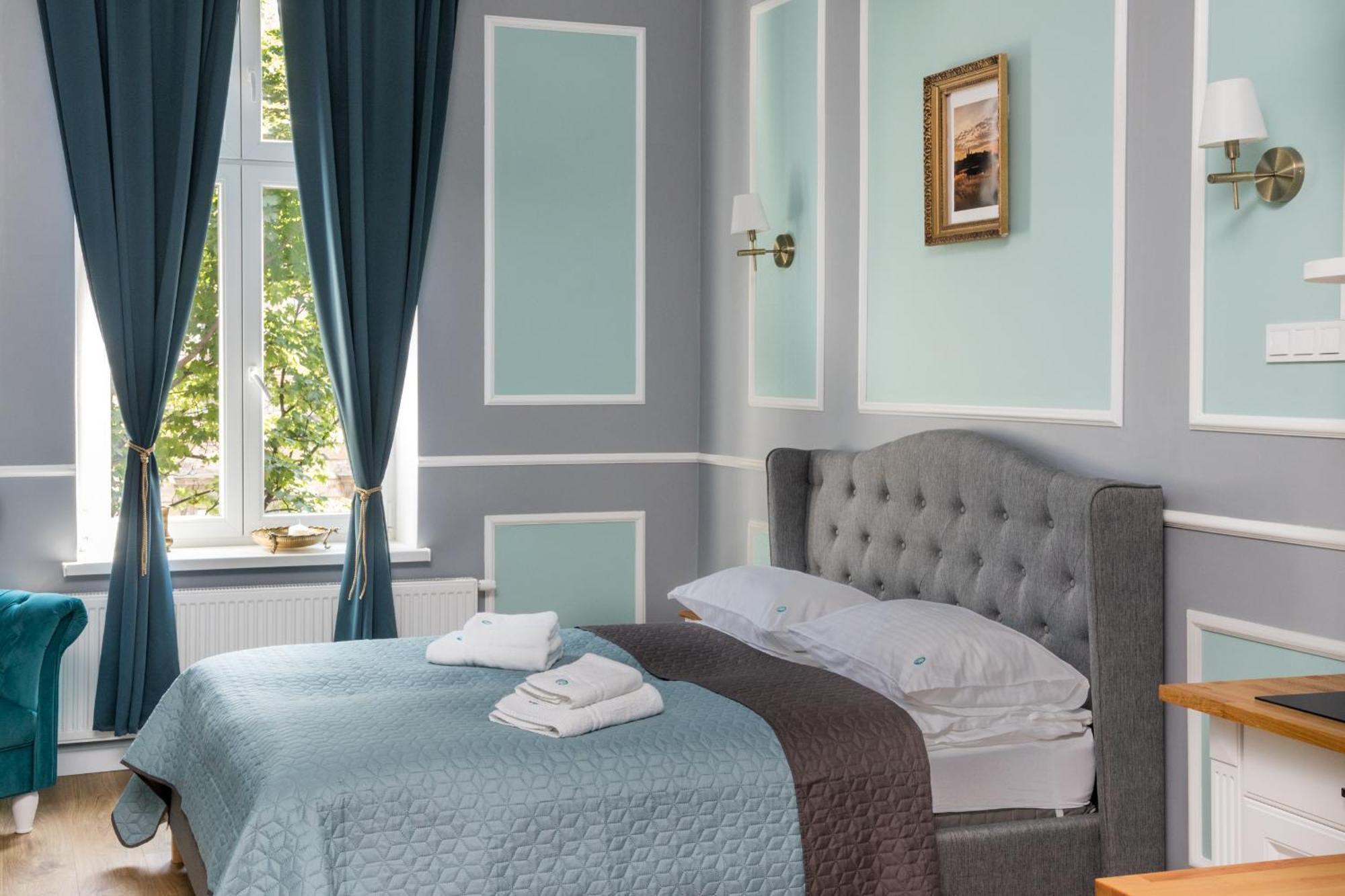 Apartament Karmelicka Stylish In Cracow By Renters