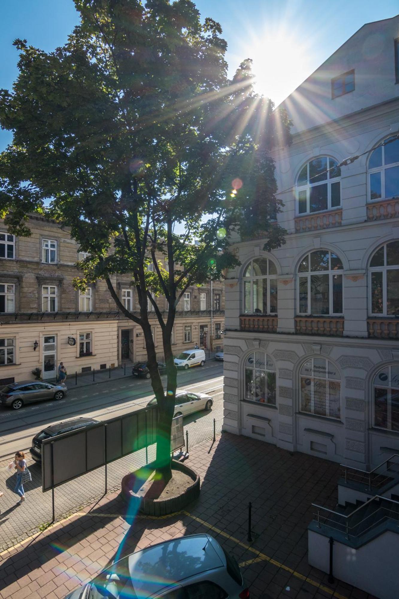 Apartament Karmelicka Stylish In Cracow By Renters Kraków