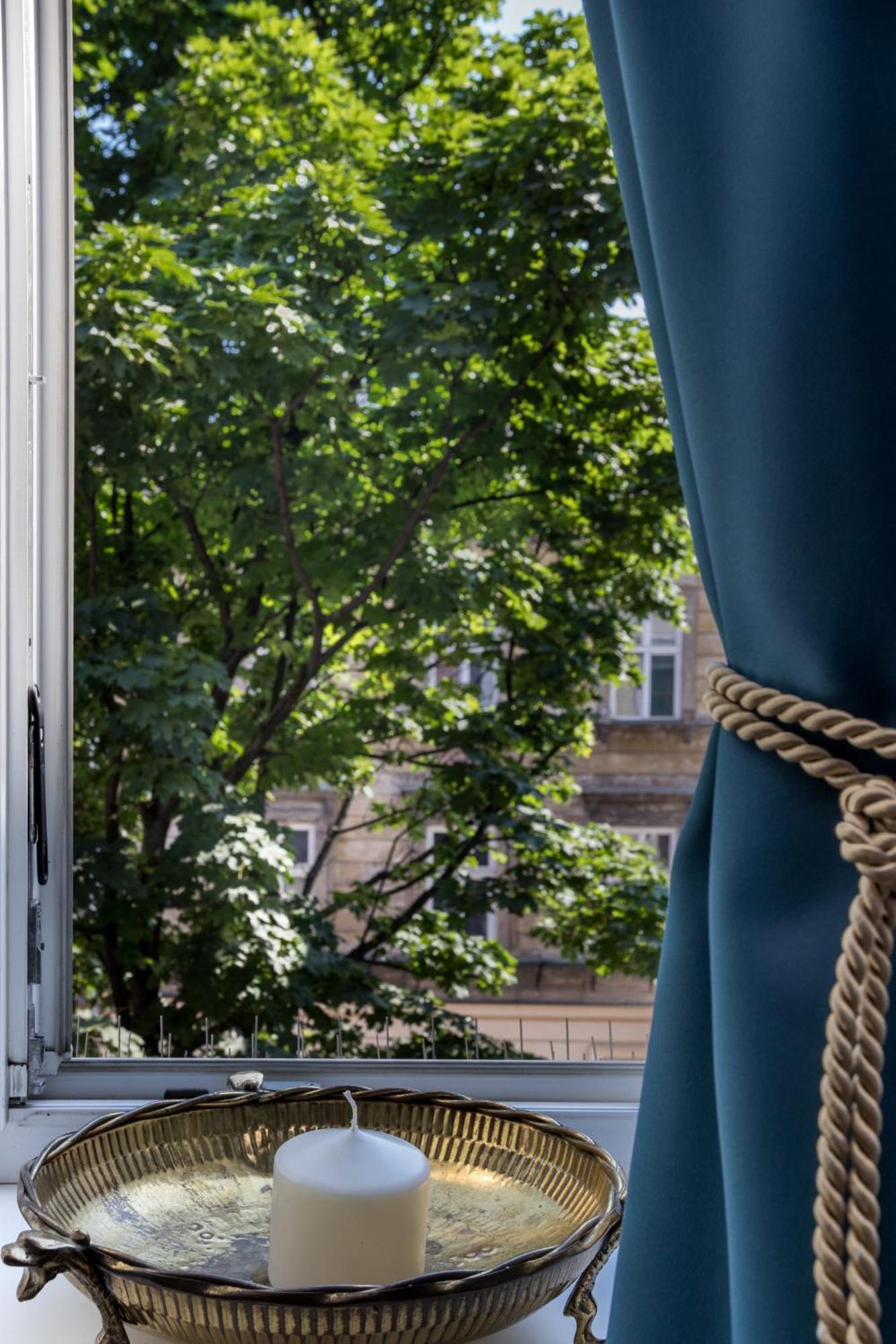 Karmelicka Stylish In Cracow By Renters Apartament