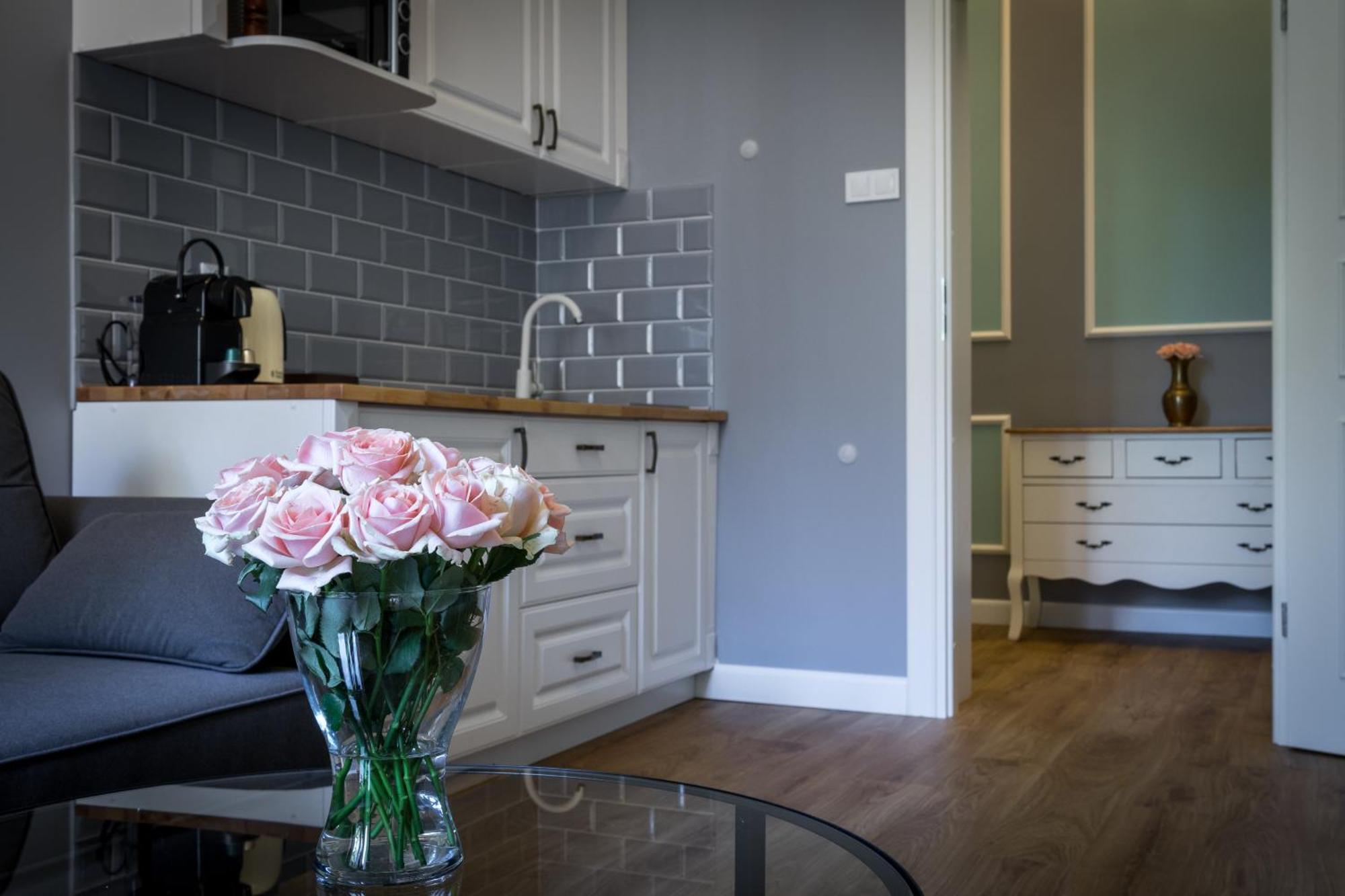 Karmelicka Stylish In Cracow By Renters Kraków